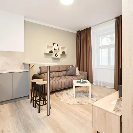 Apartment Honest Smichov *
