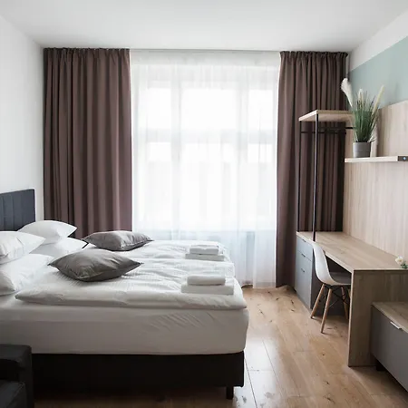 Apartment Honest Smichov *