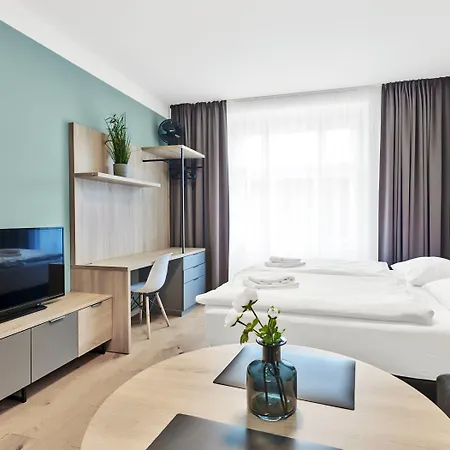 Апартаменты Honest Smichov