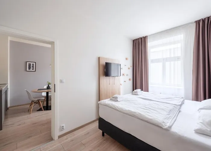 Honest Smichov Apartamento