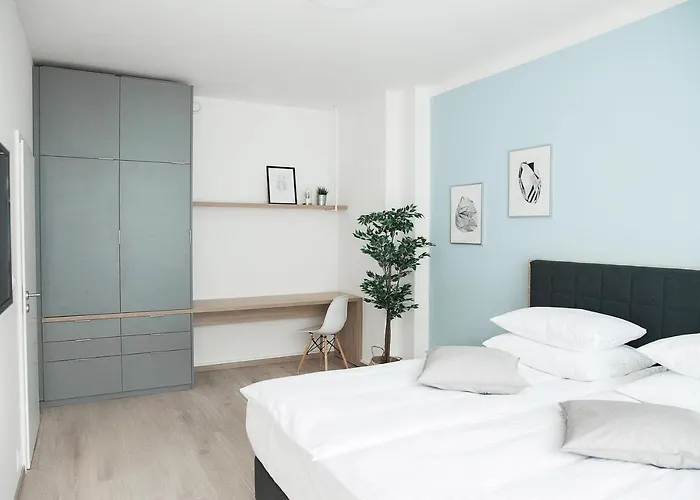 Honest Smichov Praga