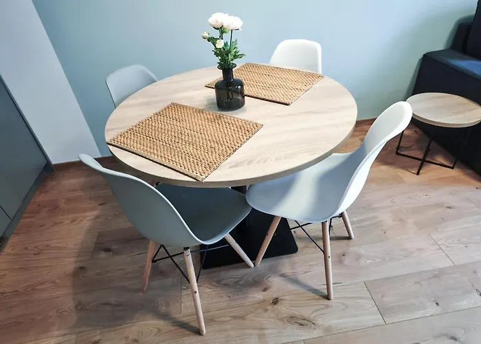 Honest Smichov * Praga