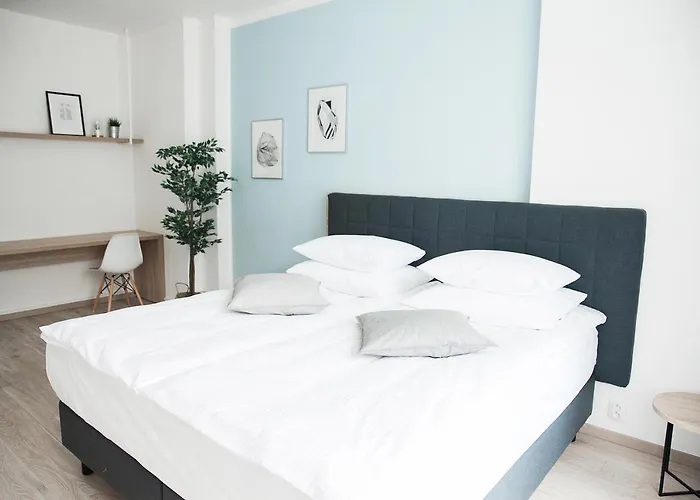 アパート Honest Smichov